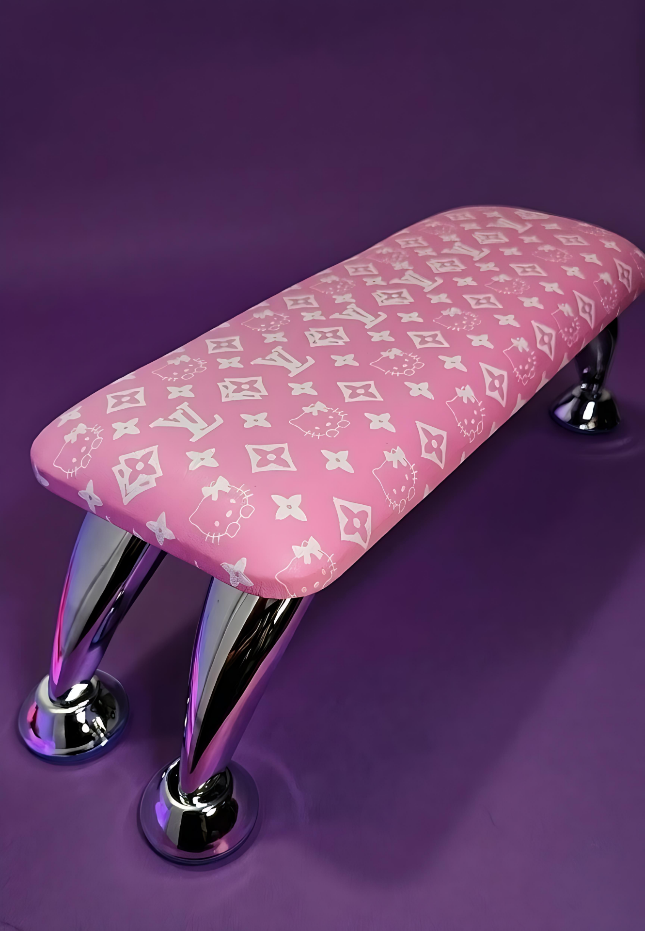 Pink Hello Kitty LV - Classic Nail Armrest