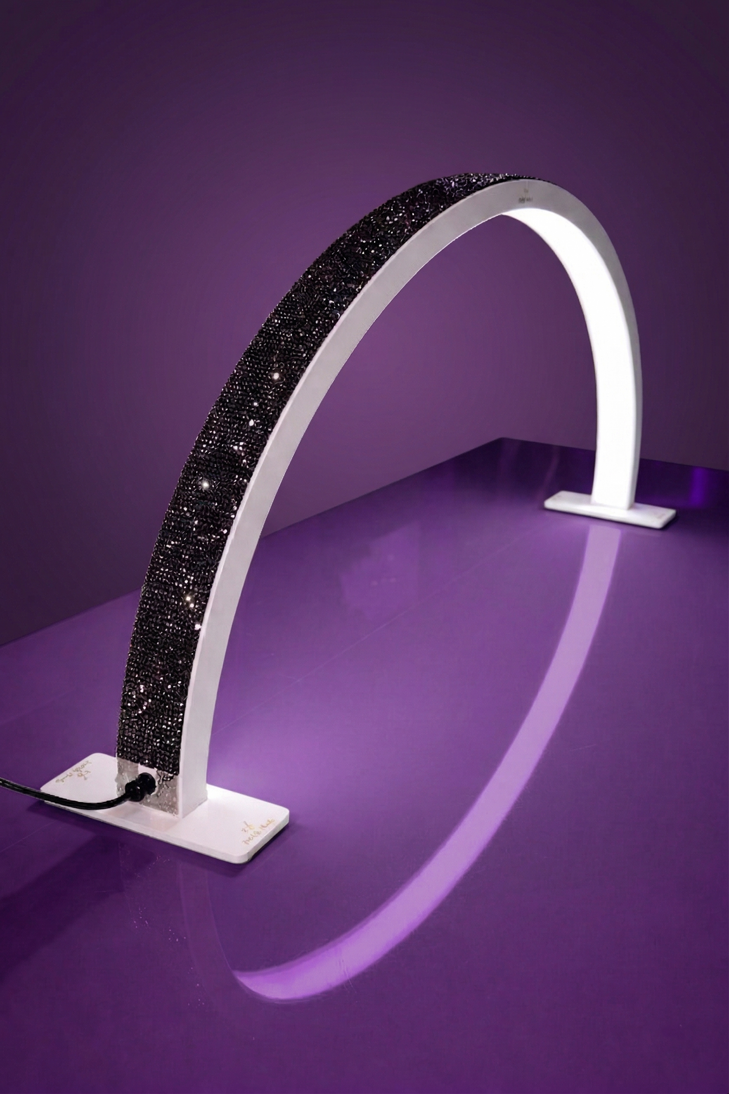 Black - XL Diamond Luxe Light