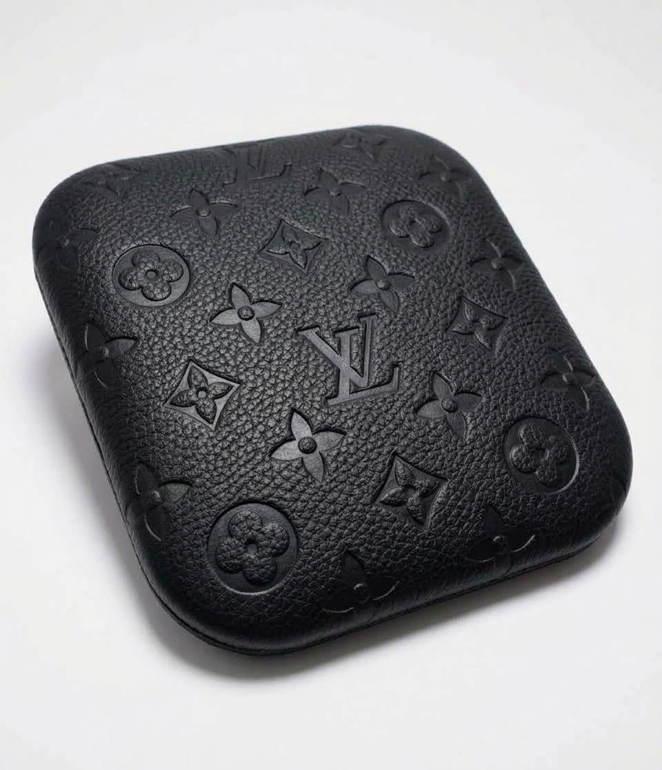 Black LV - Signature Nailfie Rest