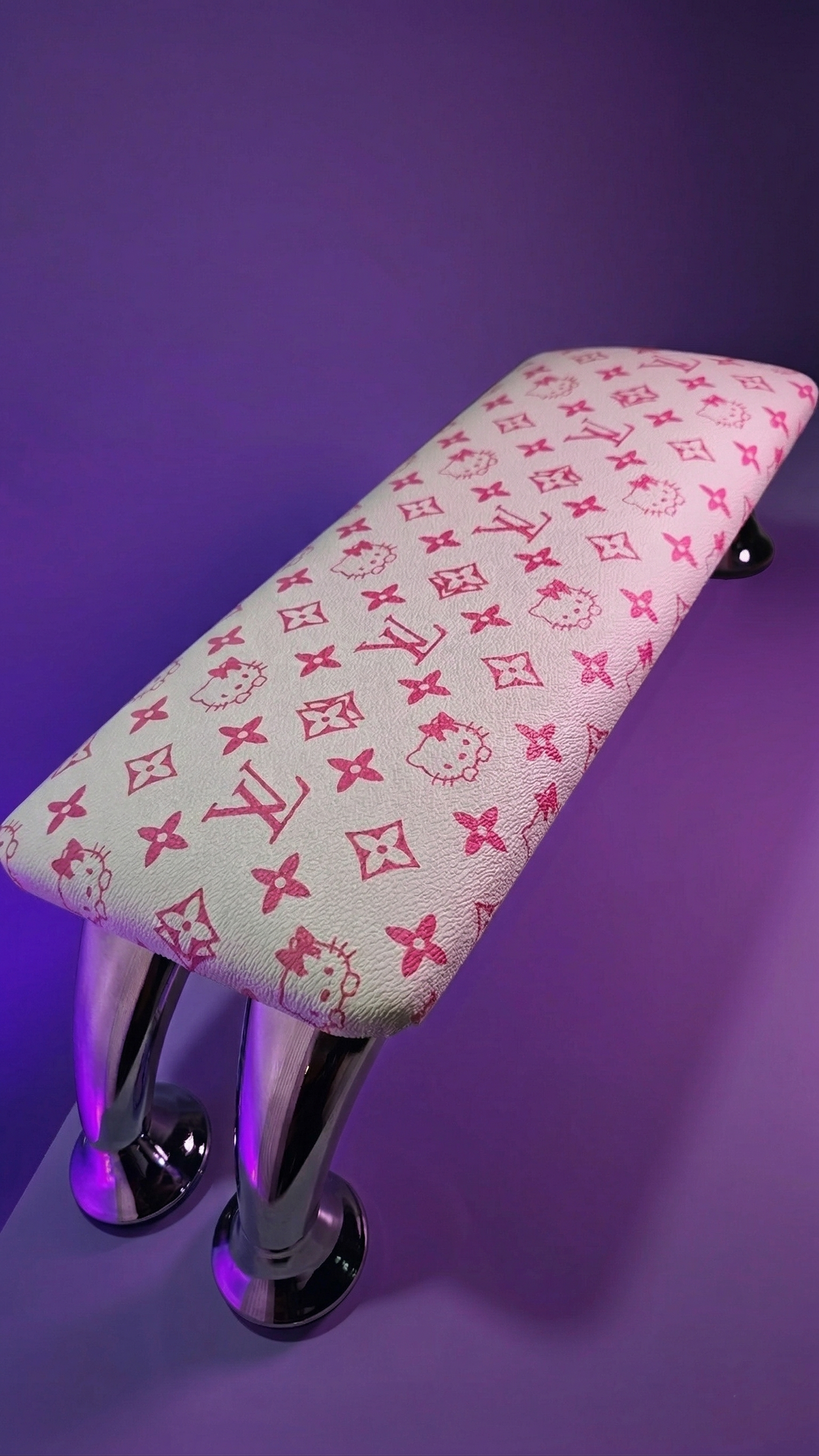 OG Hello Kitty LV Luxe Armrest