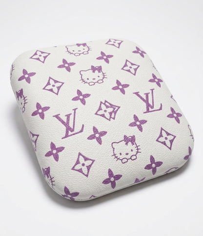Purple Hello Kitty LV - Signature Nailfie Rest
