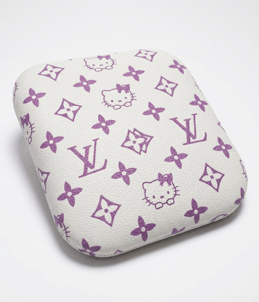 Purple Hello Kitty LV - Signature Nailfie Rest