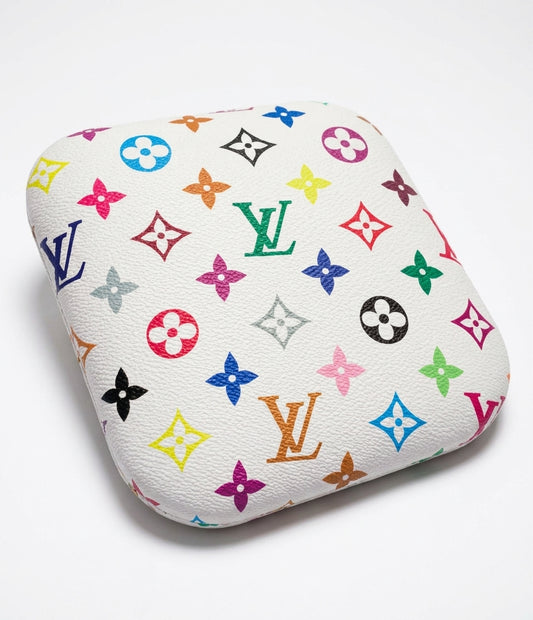 Rainbow LV - Signature Nailfie Rest