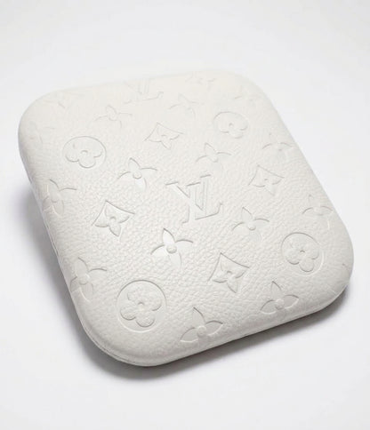 White LV - Signature Nailfie Rest