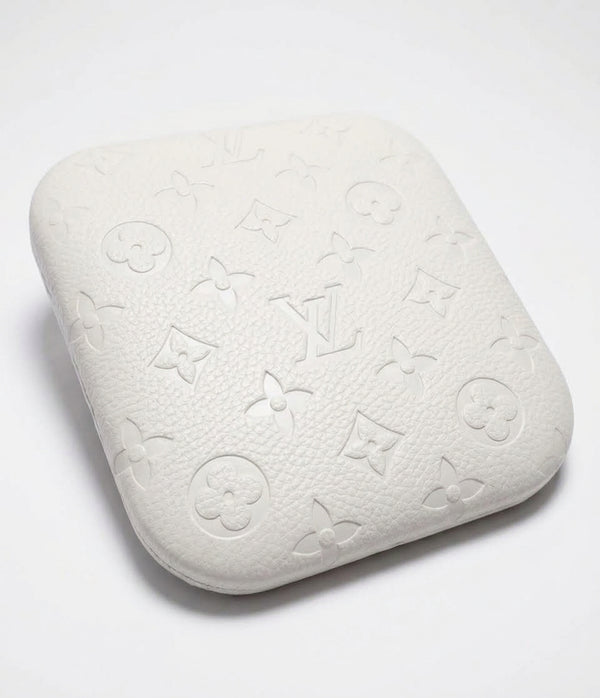 White LV - Signature Nailfie Rest